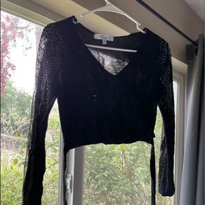 Bundle black and white cropped long sleeve shirts. never worn